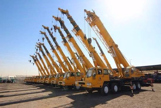 رافعة 25 طن للايجار في الدمام